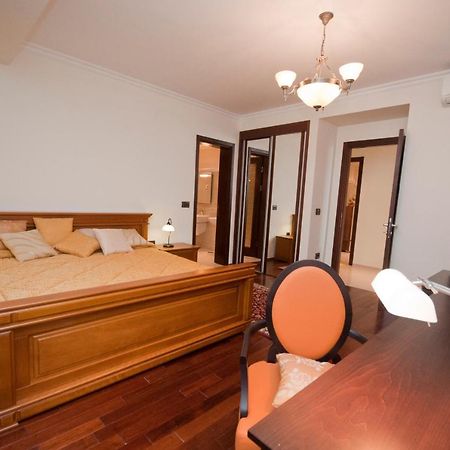 St.George Apartments Petrovac Exteriör bild