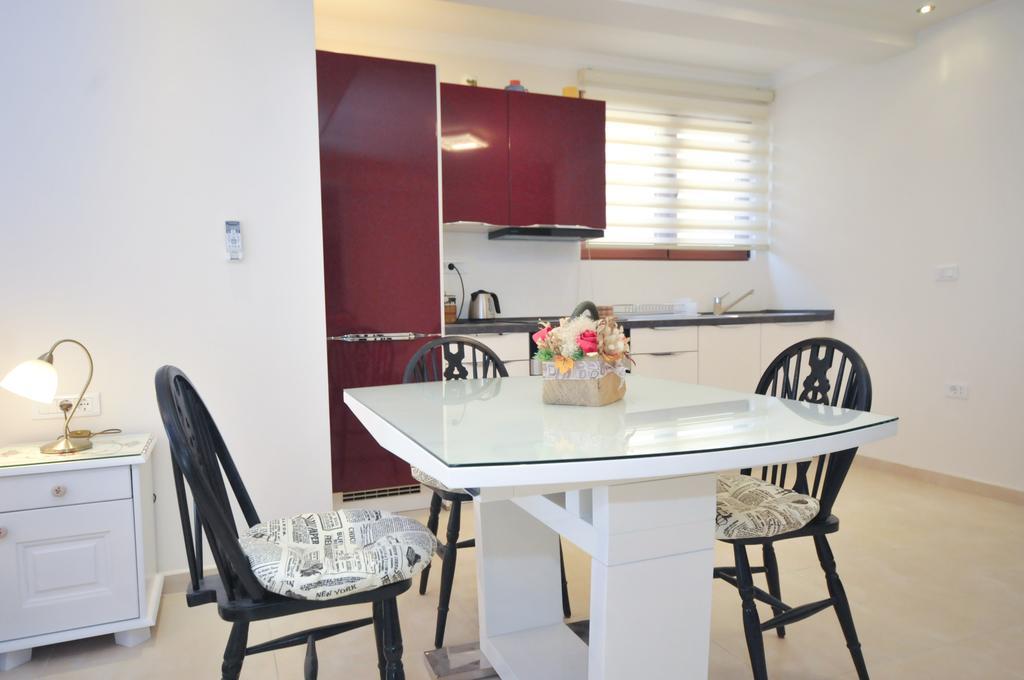St.George Apartments Petrovac Rum bild