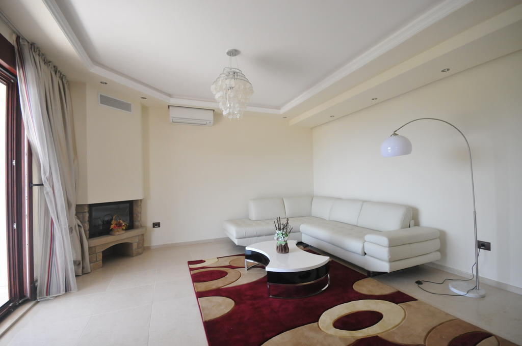 St.George Apartments Petrovac Exteriör bild