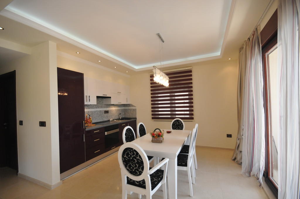 St.George Apartments Petrovac Exteriör bild